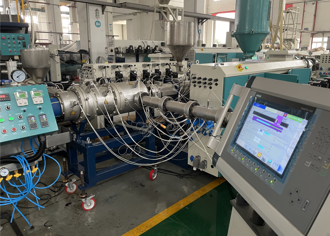 Cómo mantener la línea de producción de tuberías de material compuesto